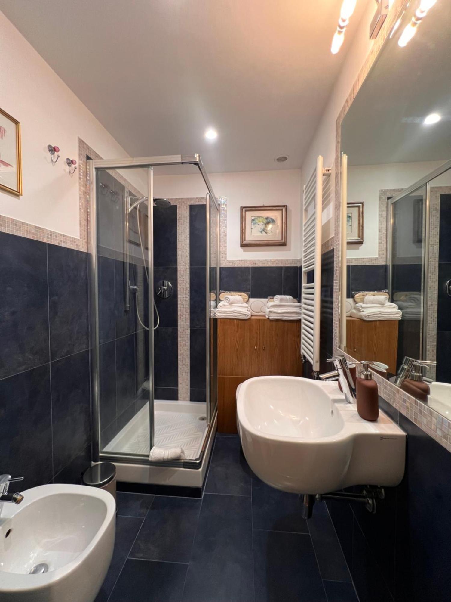A Casa Di Lu, Al Colosseo - Guest House 罗马 外观 照片