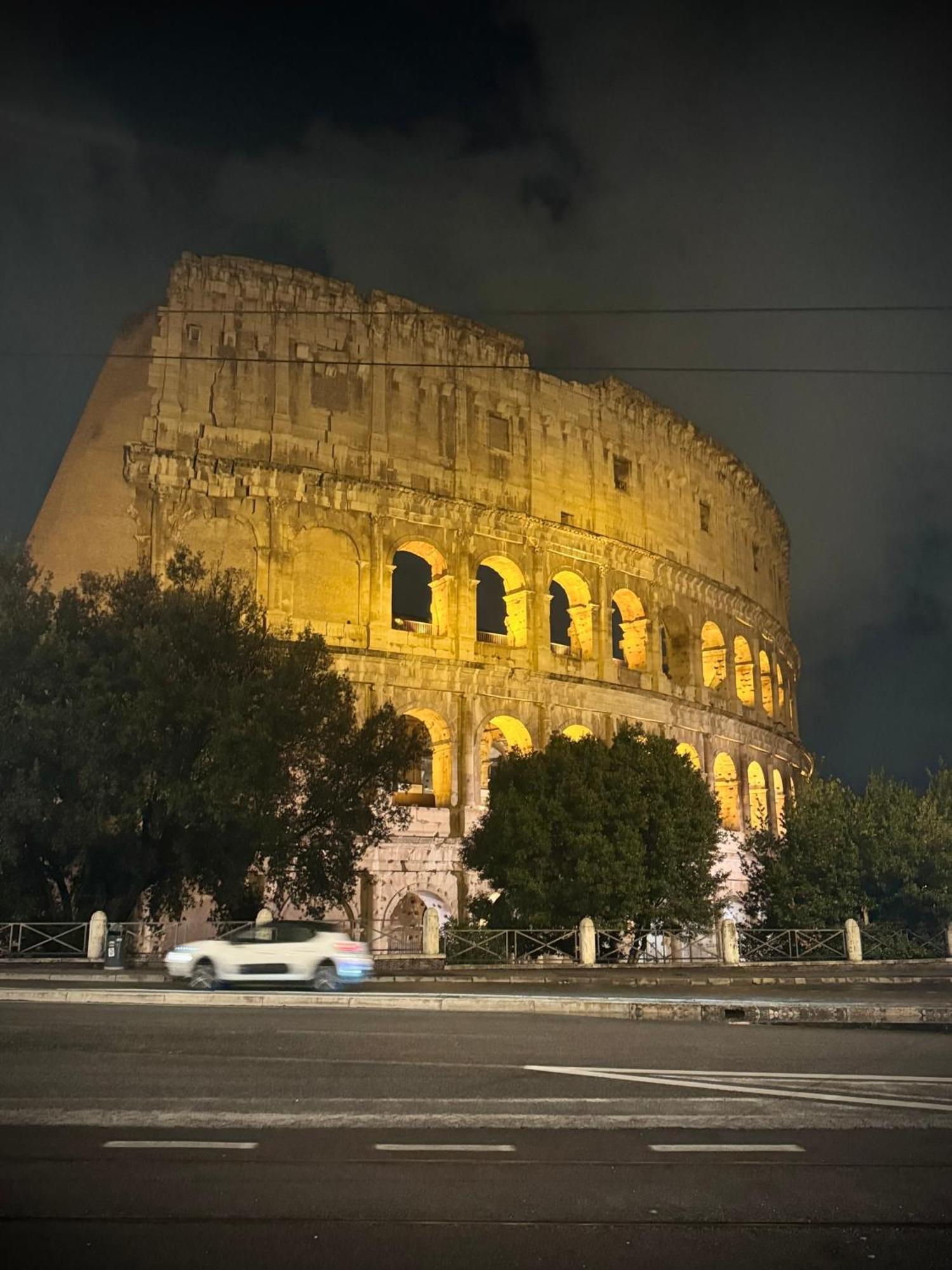 A Casa Di Lu, Al Colosseo - Guest House 罗马 外观 照片